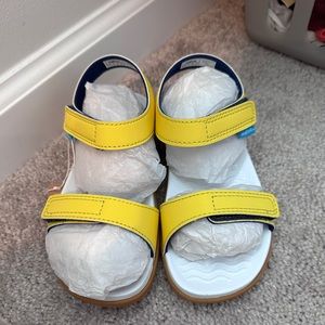 Kids Native Sandals NWT